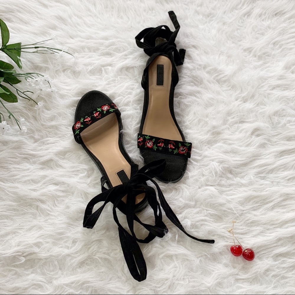 Forever 21 Rose Print Faux Suede Sandals